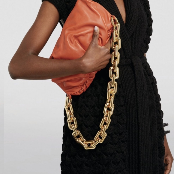 Bottega Veneta orange chain pouch bag - Picture 6 of 15